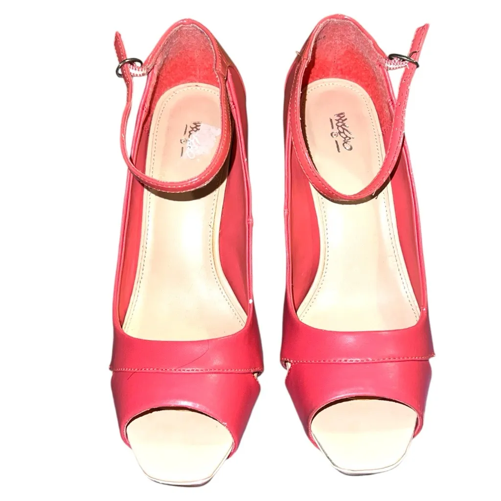 Wassio salmon colored Women's Heels Red Size 8 - Image 3