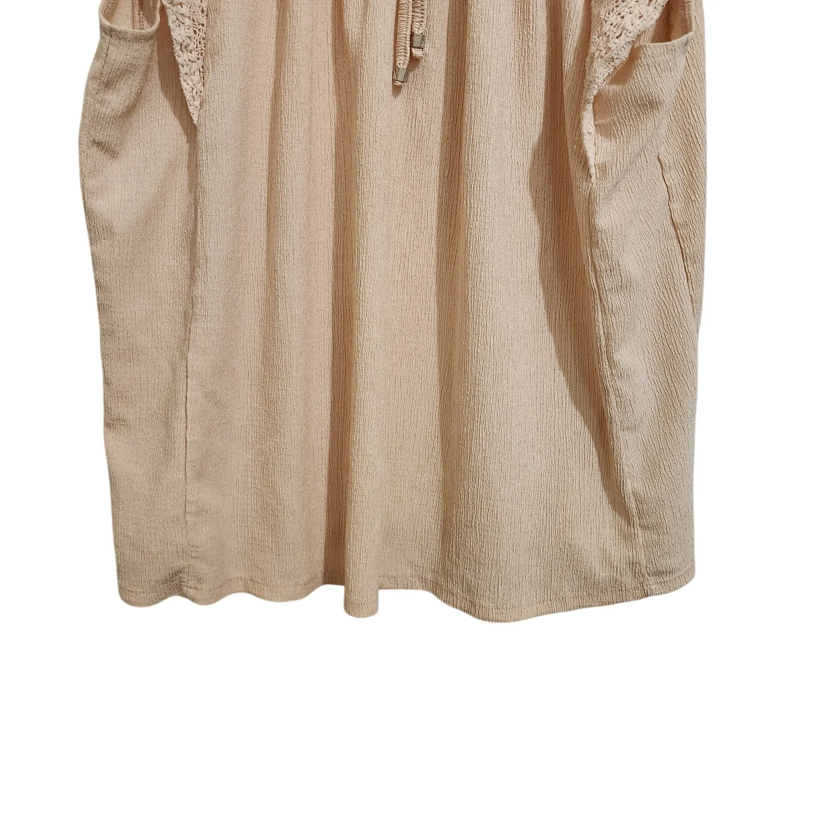 Adrienne Vittadini Beige Flutter Sleeve Tie-Neck Crochet Lace Boho Blouse Large - Image 4