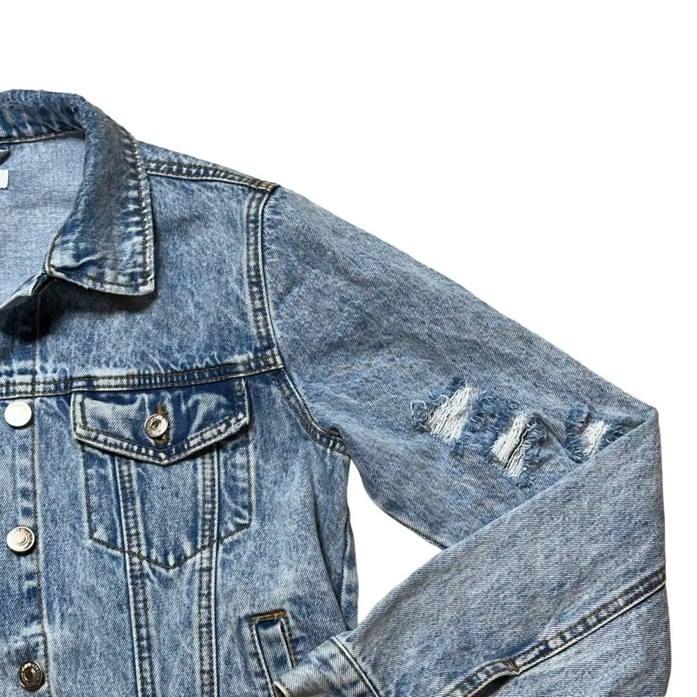 Forever 21 Light Wash Distressed Denim Jacket US S - Image 4