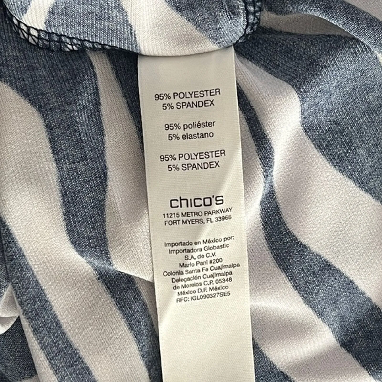 Chicos Shirt Womens Small White Black Tan Animal Print Edgy Casual Slinky Travel - Image 6