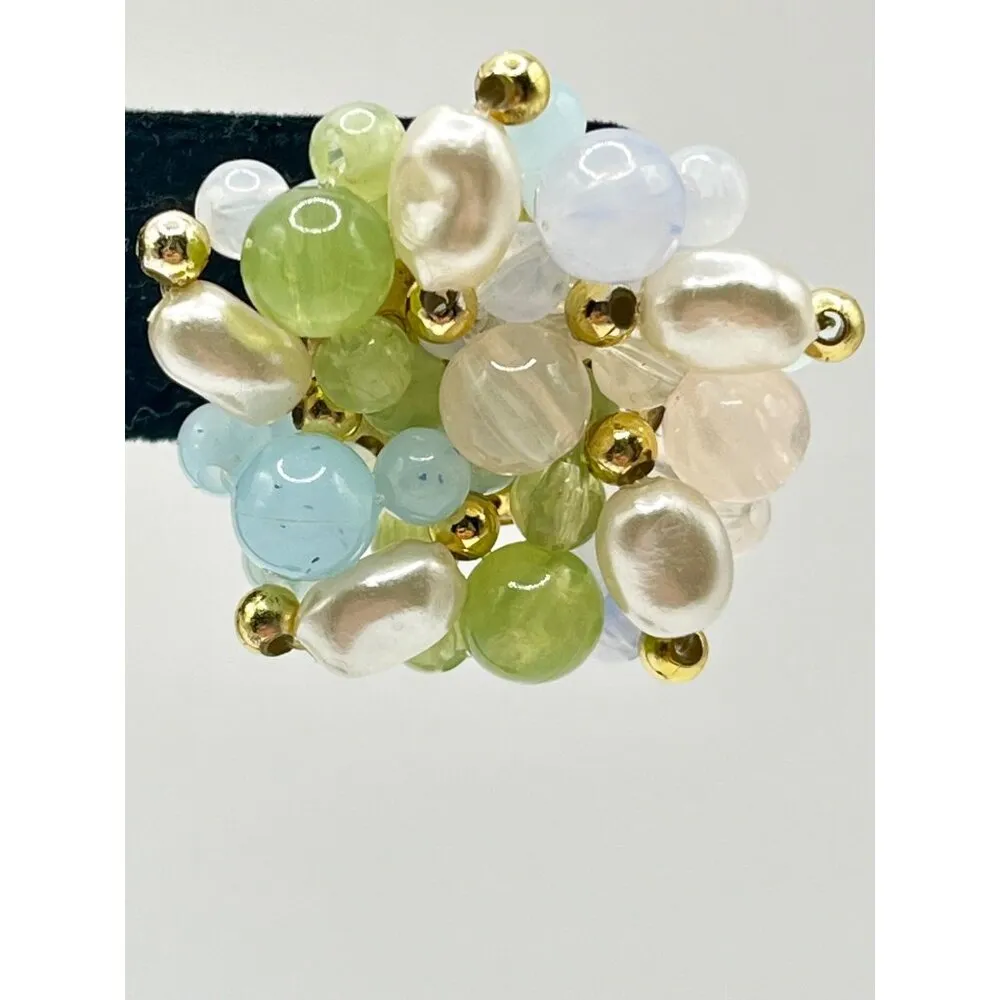 Vintage Beaded Cluster Stud Earrings Blue Green Cream Whimsical Pastel Fairycore White - Image 3