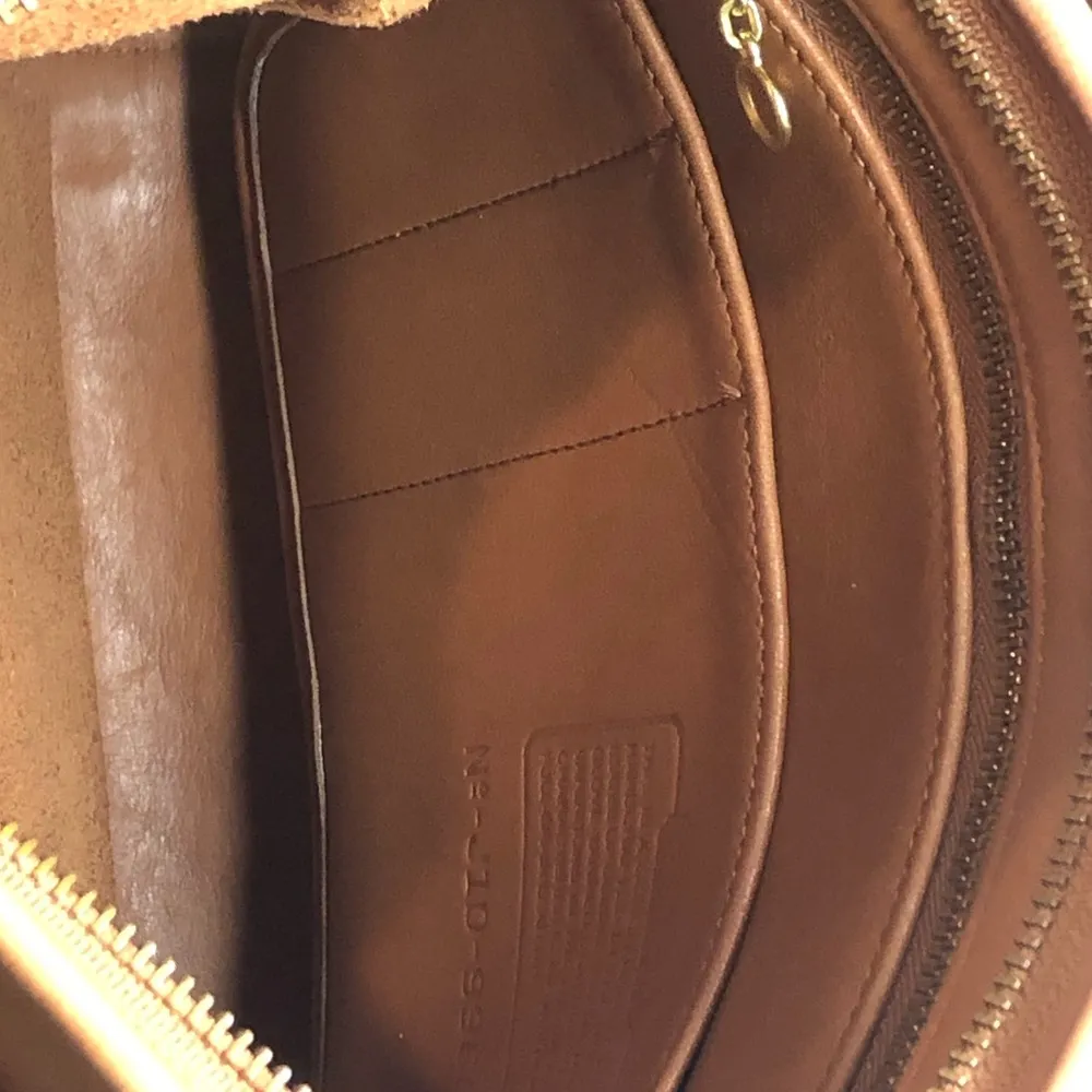 Vintage COACH London Tan Legacy Zip Glove-Tanned Leather Crossbody Bag 9966 COA - Image 16