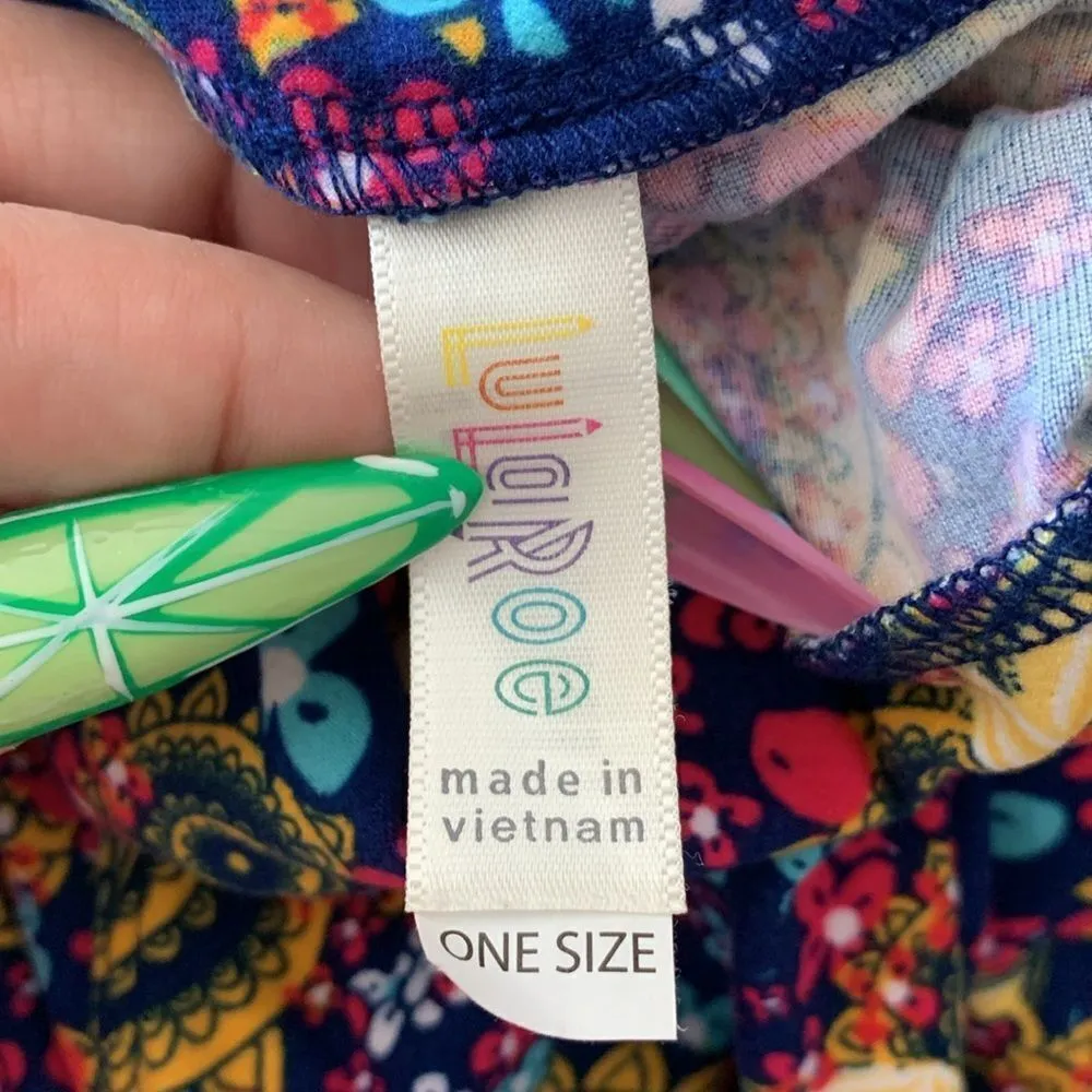 LuLaRoe  Kaleidoscope One Size Leggings - Image 4