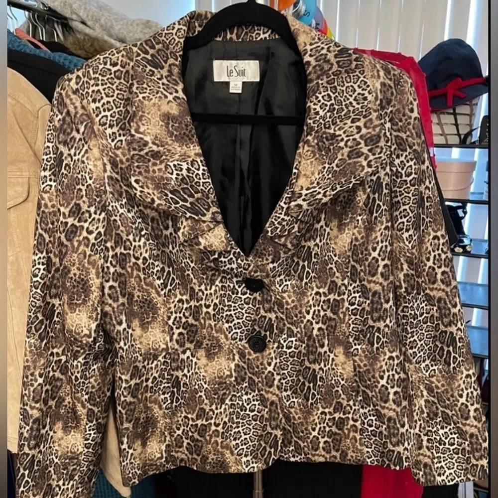 Le Suit Brown Leopard Animal Print Blazer Size 14 - Image 2