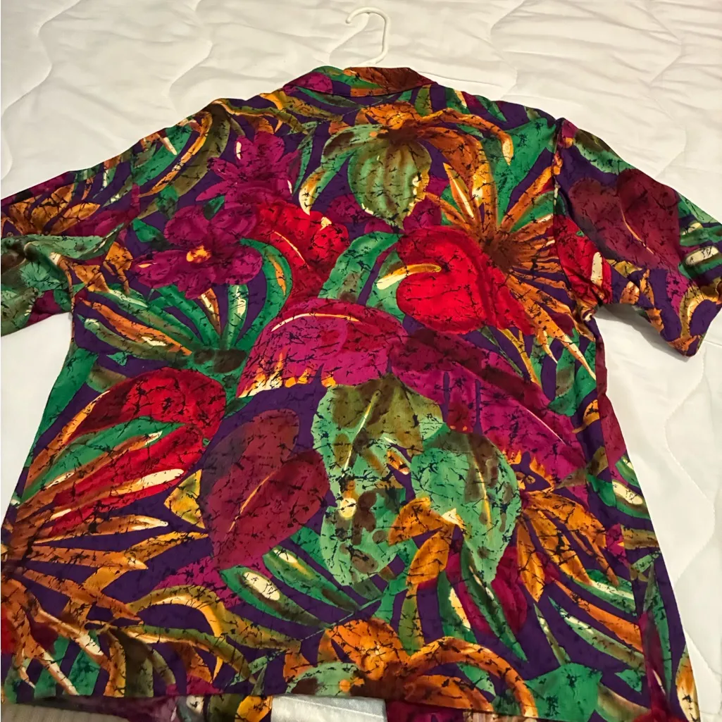 Vintage city girl sport button down Size L - Image 3