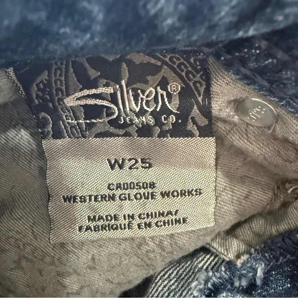 Silver Jean Shorts size 25 - Image 5