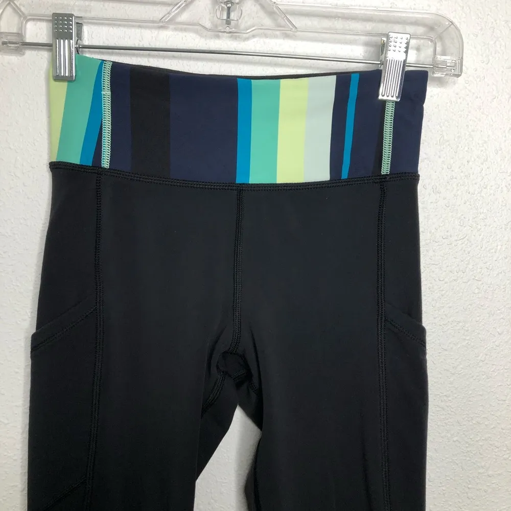Lululemon Speed Tight with Tech Fleece size 2 - Image 5