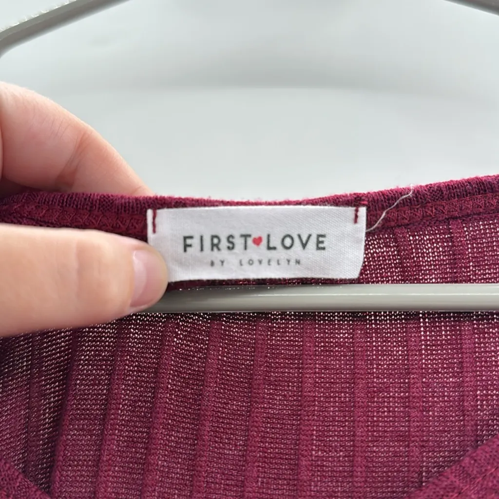 Love Stitch First Love Burgundy‎ Twist Blouse Size M - Image 3