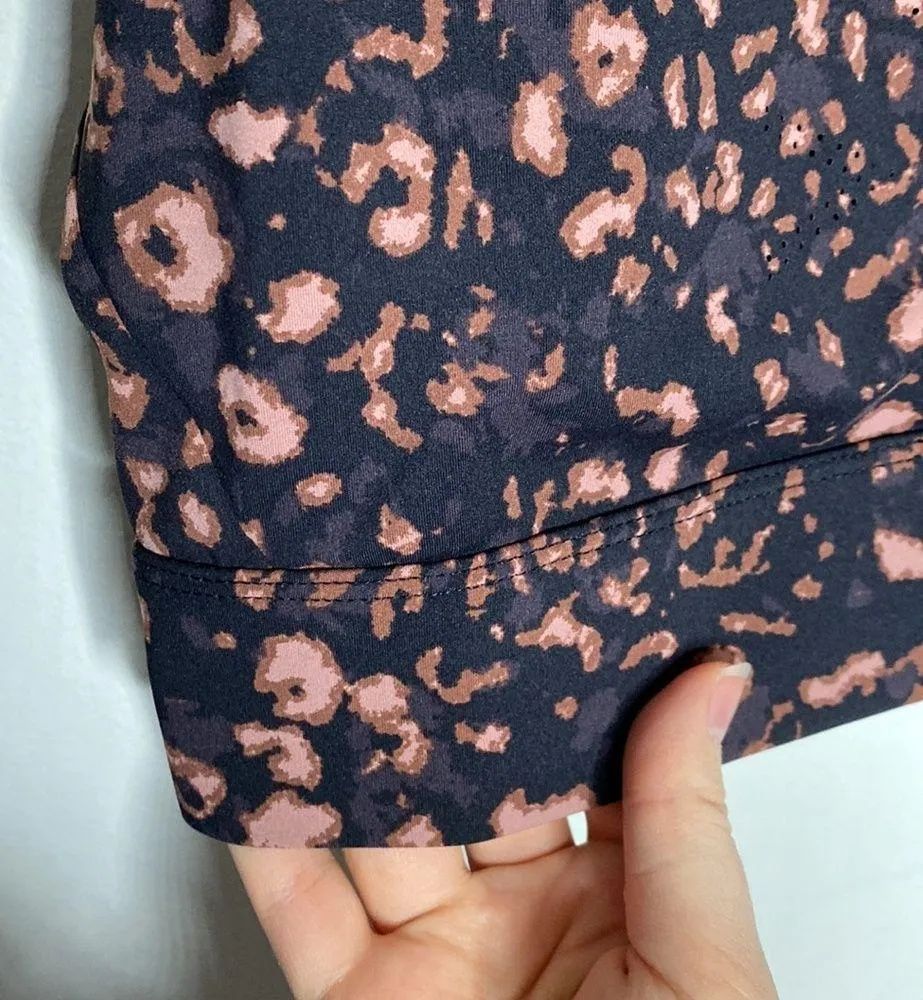 Varley Berkeley sports racerback perforated bra with animal print size L - Image 5