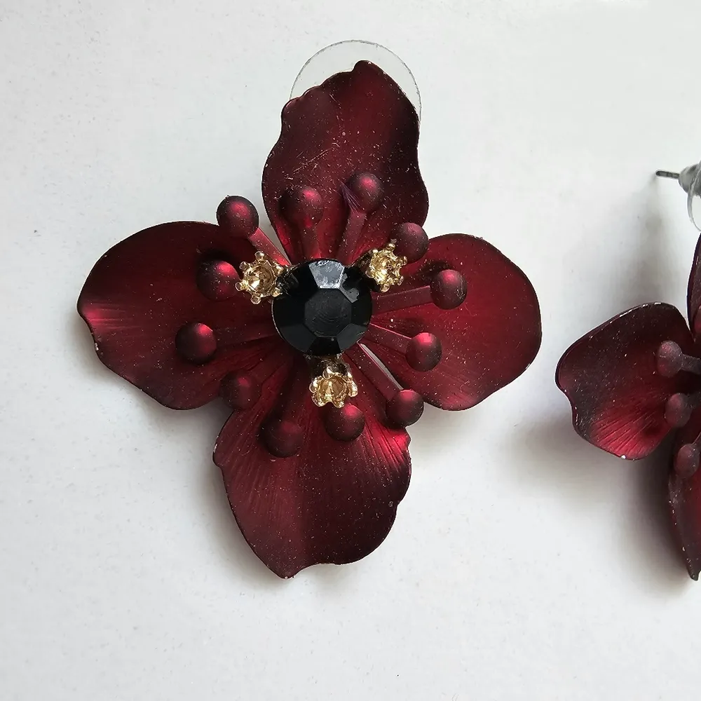 H&M Red Flower Large Metal Pierced Earrings - Image 4