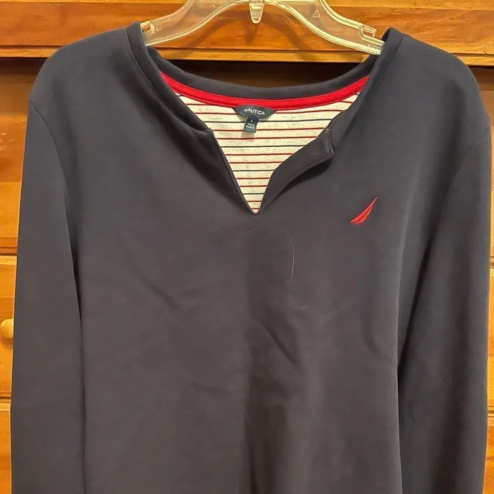 Nautica Blue Long Sleeve V Neck Shirt Women’s Size Large Top - Image 2