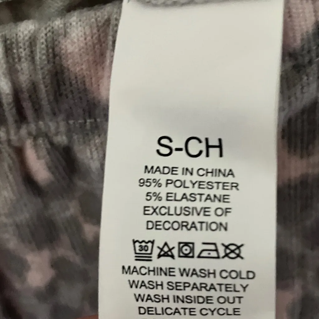 Kate Spade: Gray & Pink Leopard Print Top- Pockets- S - Image 3