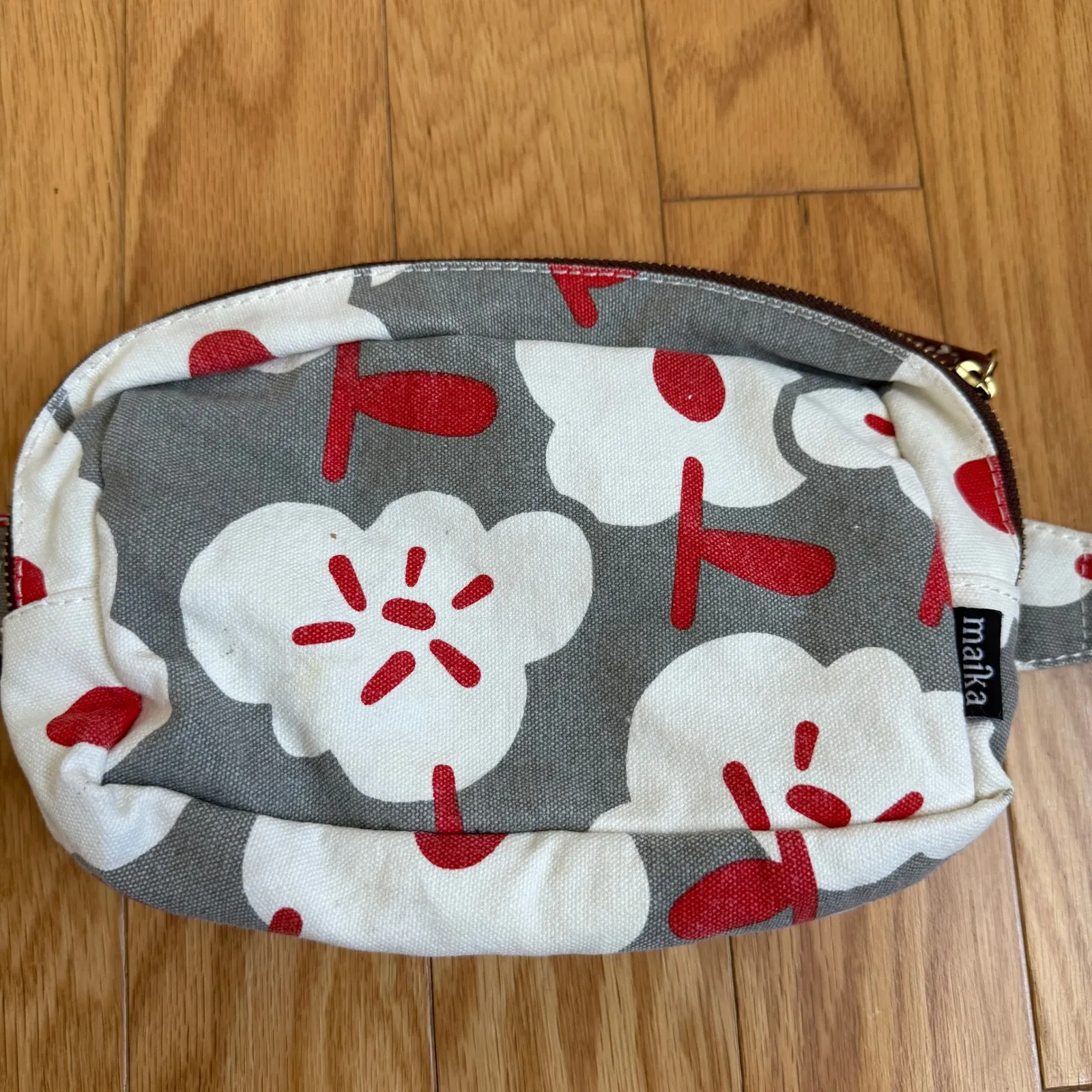 Maika Floral Print Belt Bag Gray White‎ Red Hip Bum Waist Travel Bag - Image 2
