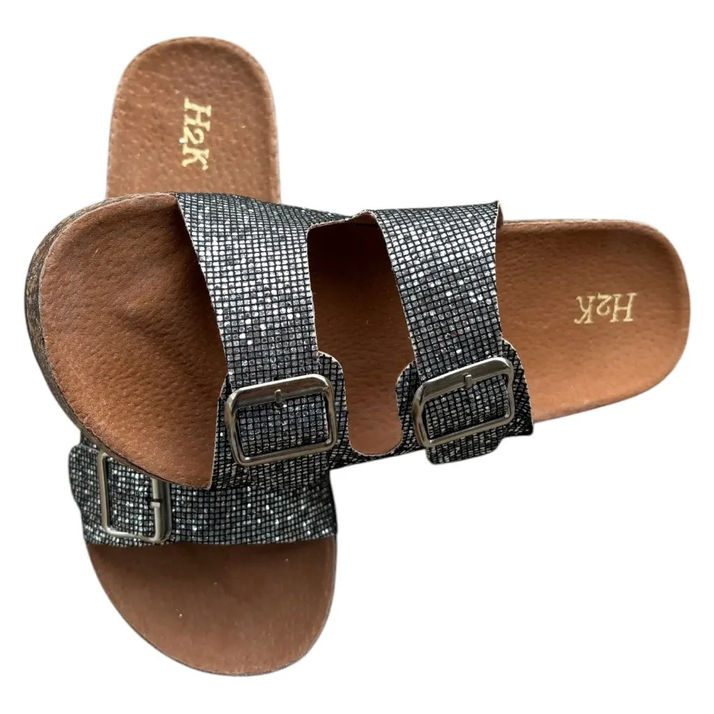 Women's Size 7 Chrome Black Sandals - Image 6