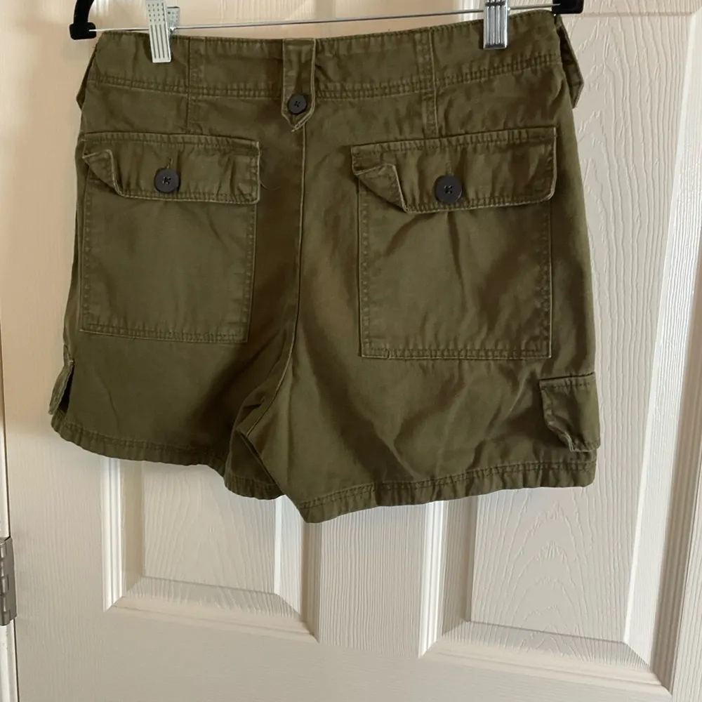 Bershka woman’s Olive Green Cargo Shorts size 8 - Image 5