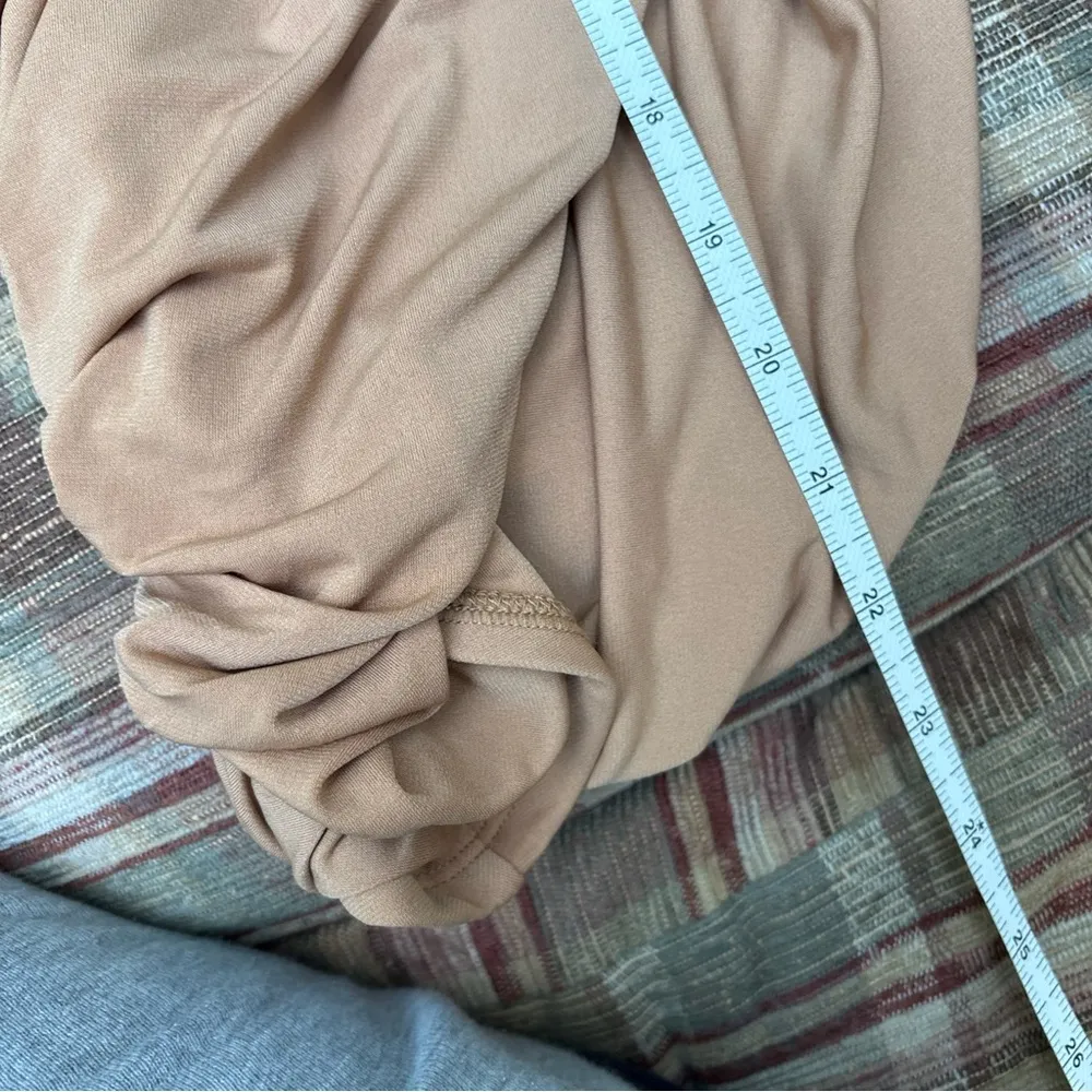 h:ours Tan Asymmetrical Mini Skirt - Image 6