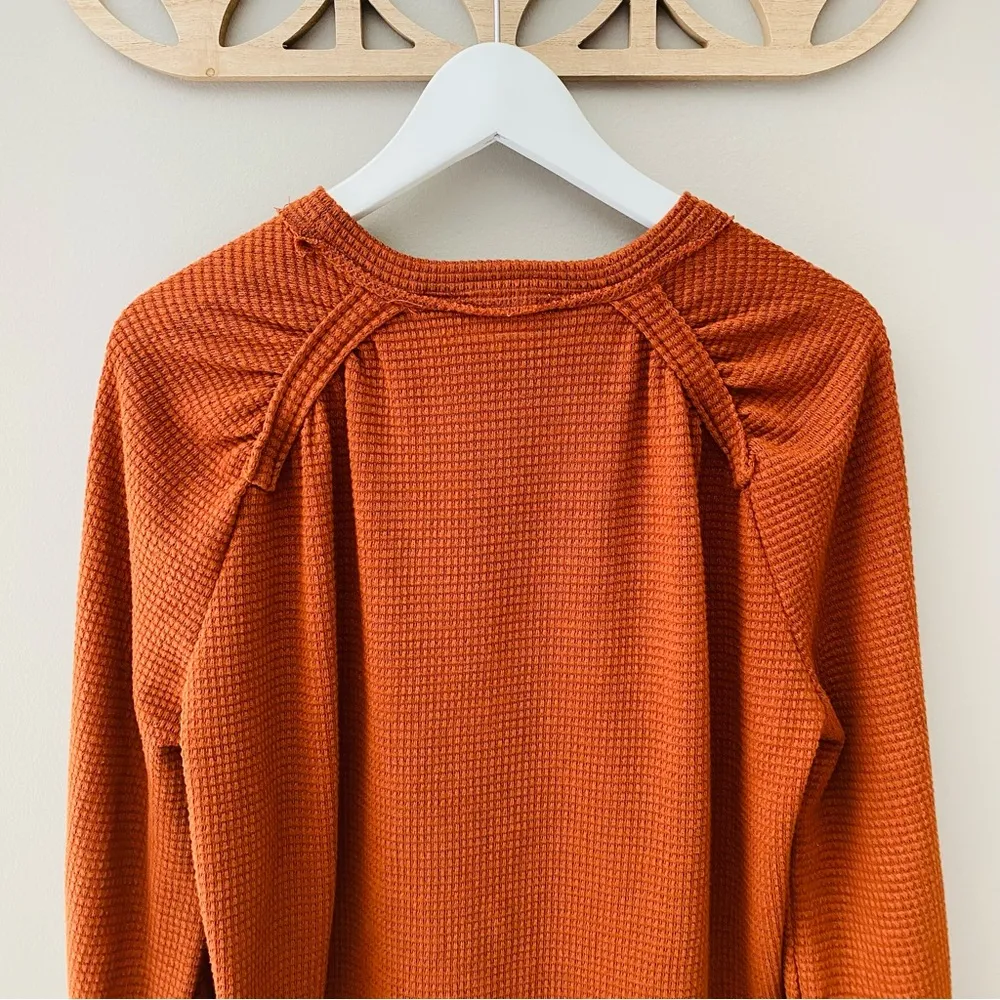 Altar'd State Long Sleeve Top Rust Orange Sz Small - Image 9