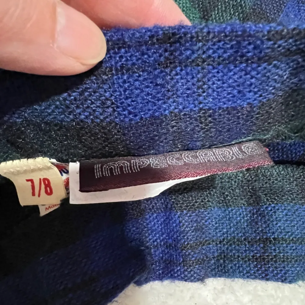 Vintage Union Women's Plaid long skirt size 7/8 Blue - Image 3