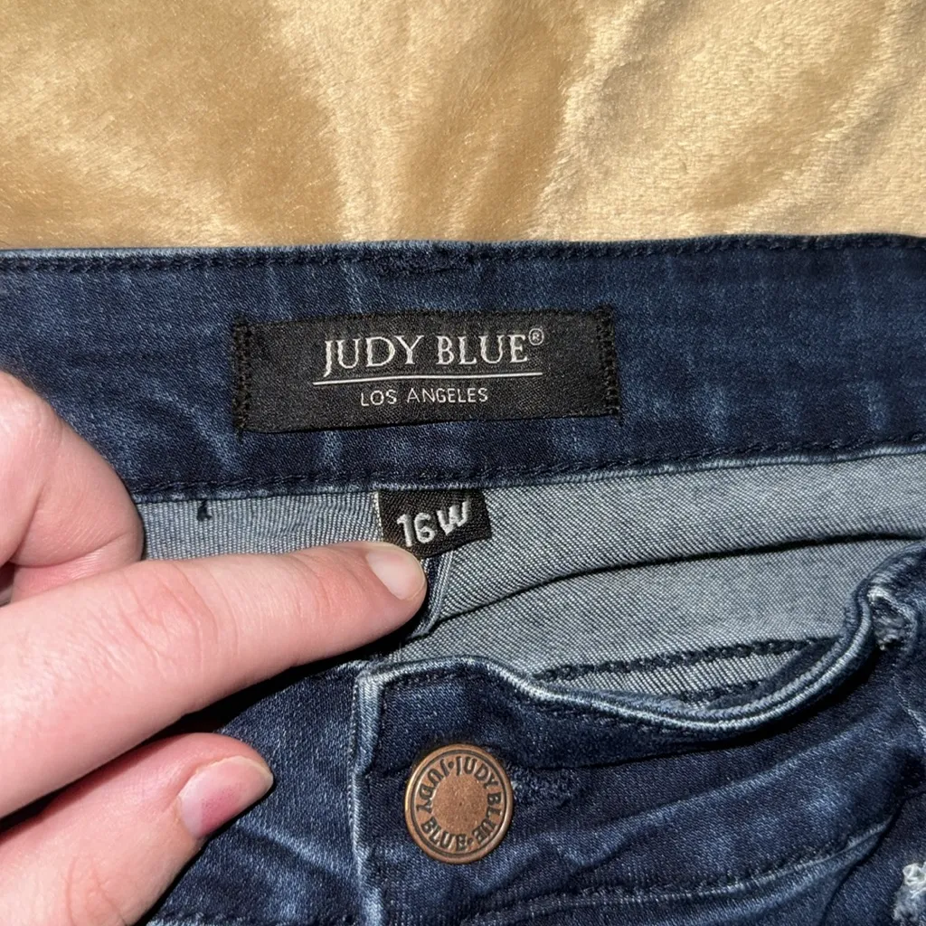 Judy Blue Jeans - Image 4