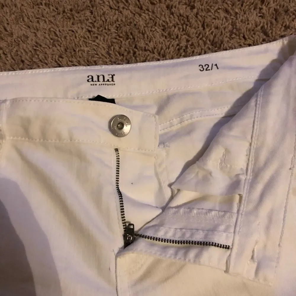 a.n.a white skinny ankle denim sz 14 - Image 3