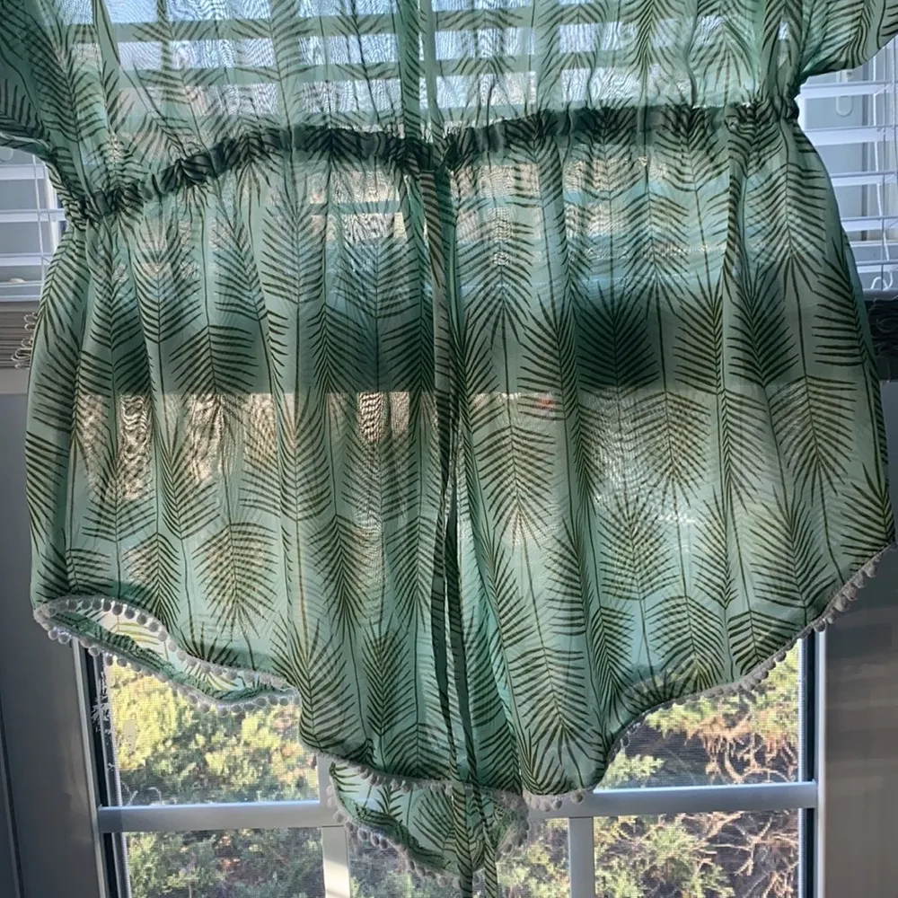 Francesca’s tropical leaf pom sheer swim romper, size medium - Image 9