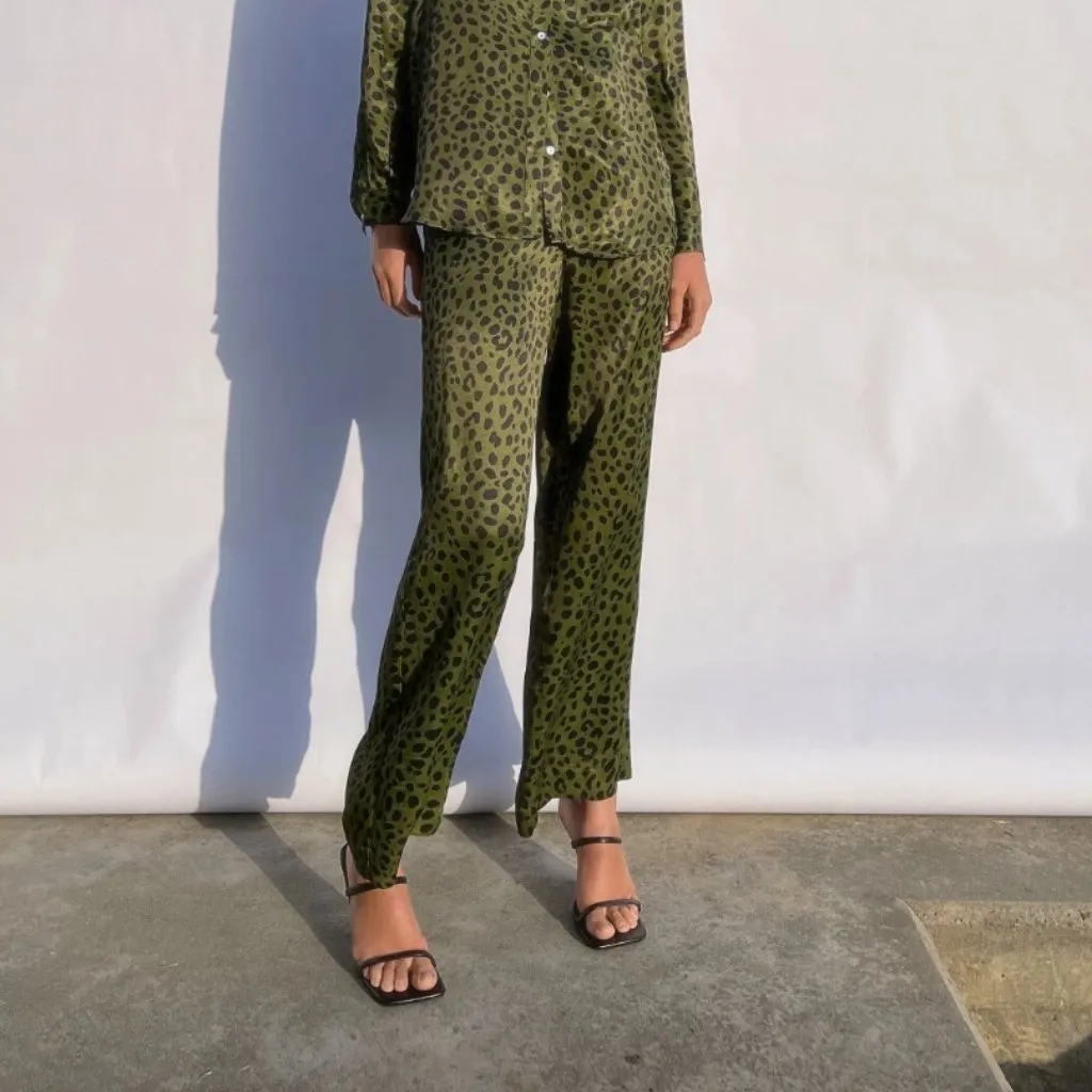 Zara Khaki Green Animal Print Satin Wide Leg Trousers M - Image 2