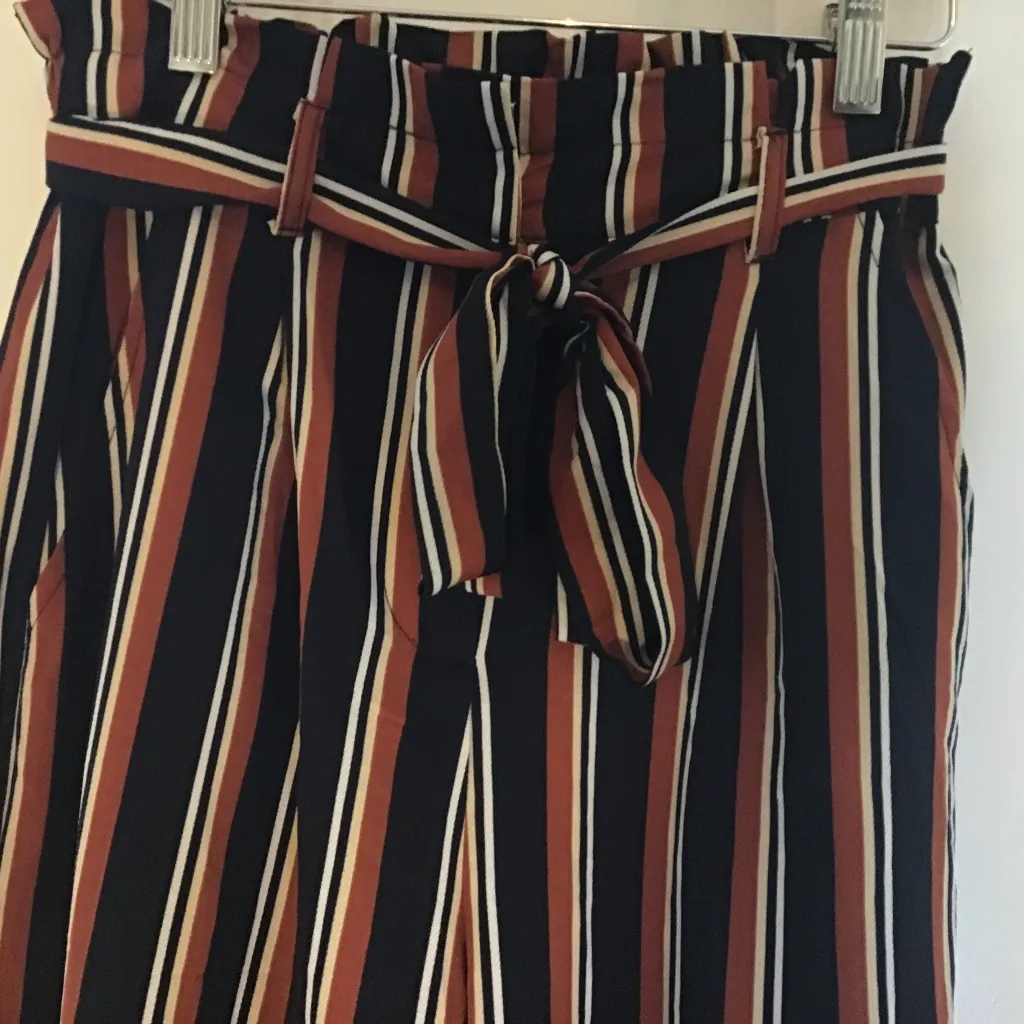 FREE PEOPLE MINKPINK STRIPE CROPPED TROUSERS. S - Image 3