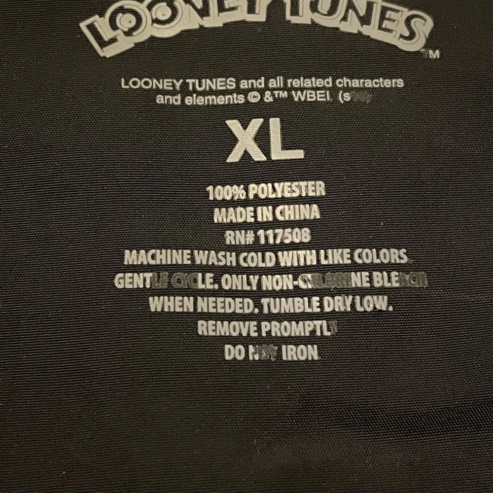 Looney tunes bugs bunny windbreaker jacket Black Size XL - Image 5