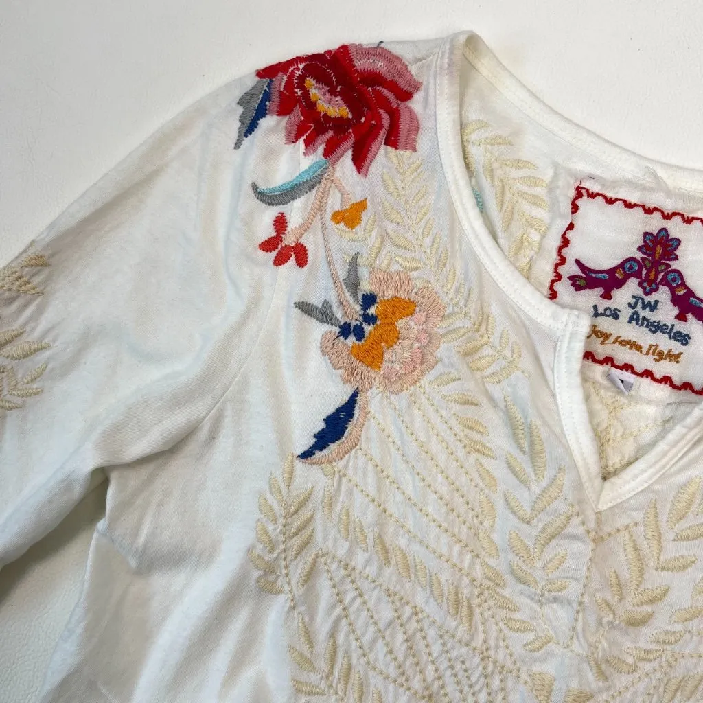 NWOT Johnny Was Embroidered Floral Short Sleeves Tee T-Shirt Size S Cream - Image 10