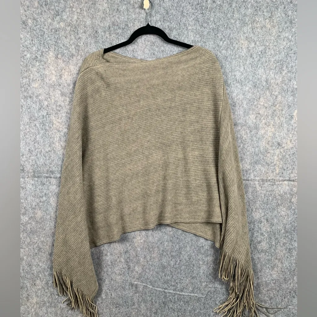 Steve Madden‎ Womens OSFM knit Fringe Poncho Cape grandma core tan - Image 2