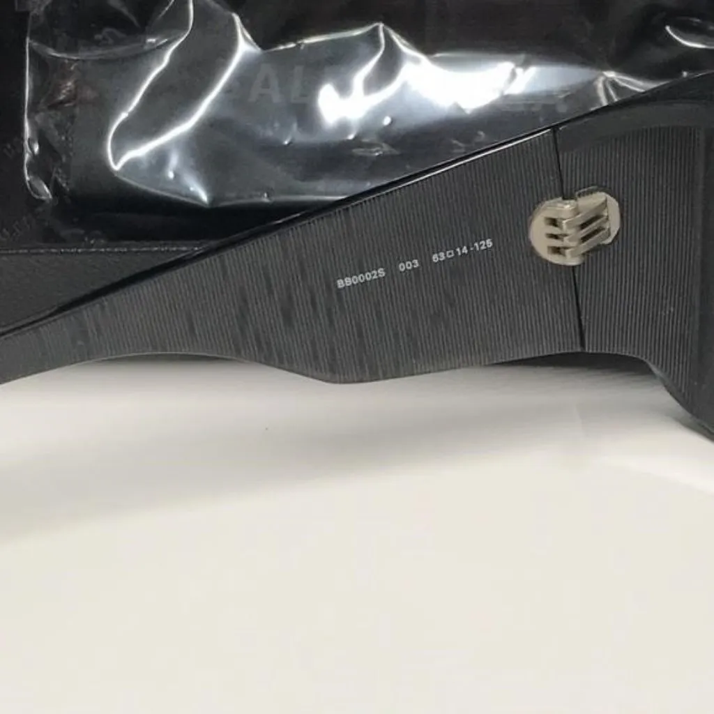 New Authentic Balenciaga BB0002S 003 Grey/Silver Mirror Shield Sunglasses - Image 12