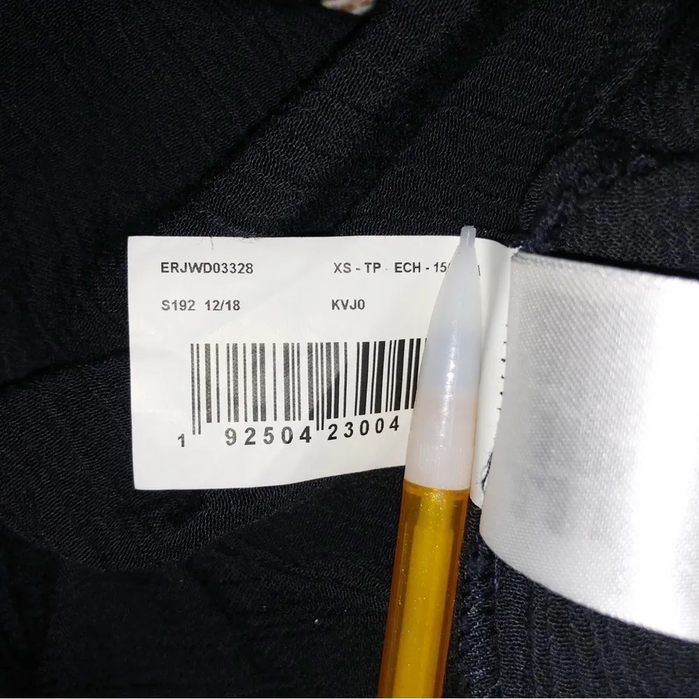 Roxy Black Wrap Front Shorts Romper Size XS - Image 12