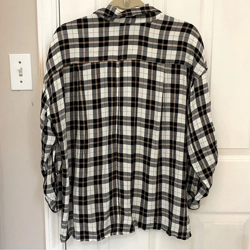Max Studio Women’s Plaid Button Down - Image 4