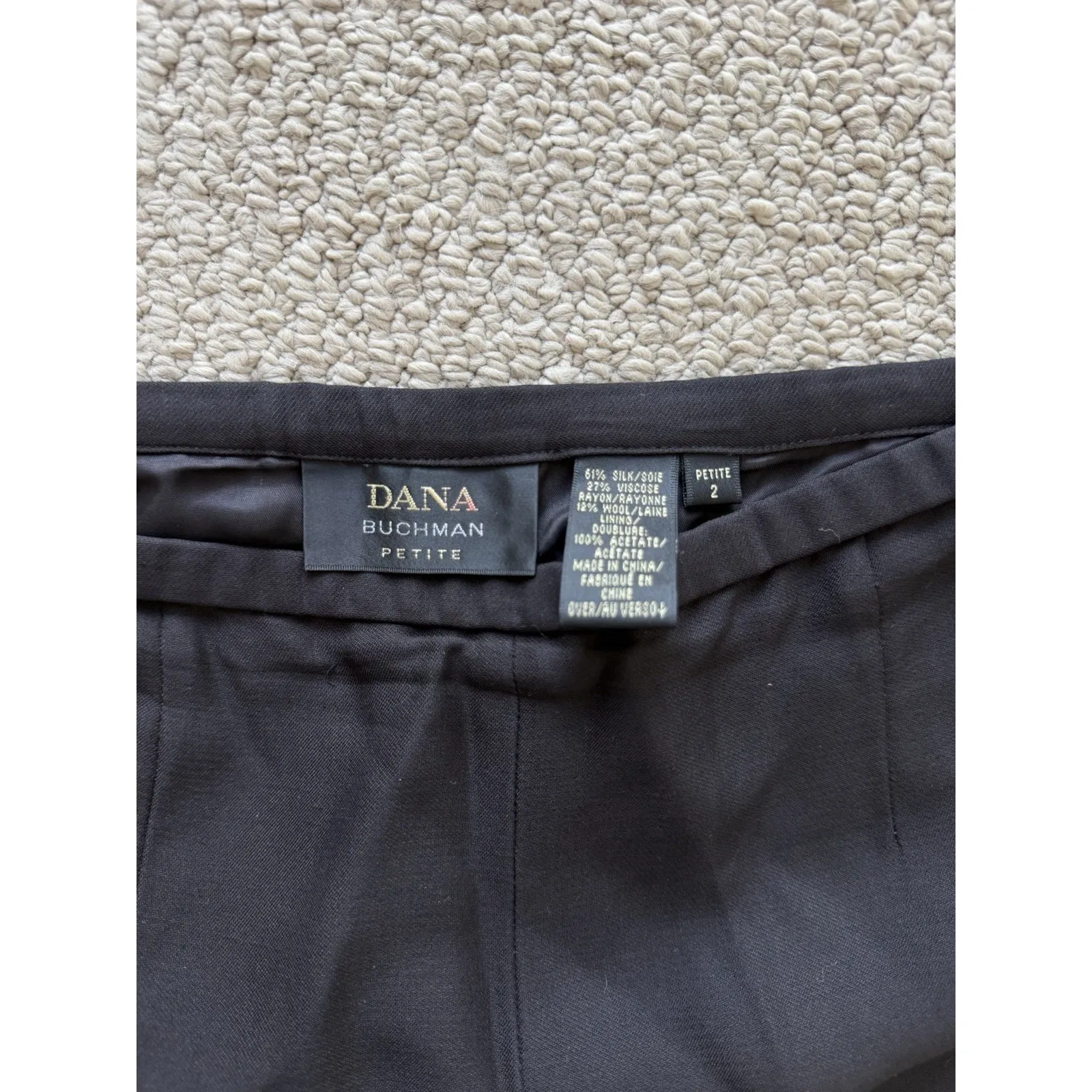 Dana Buchman Black Silk Blend Slim Fit Pants Size 2P - Image 4