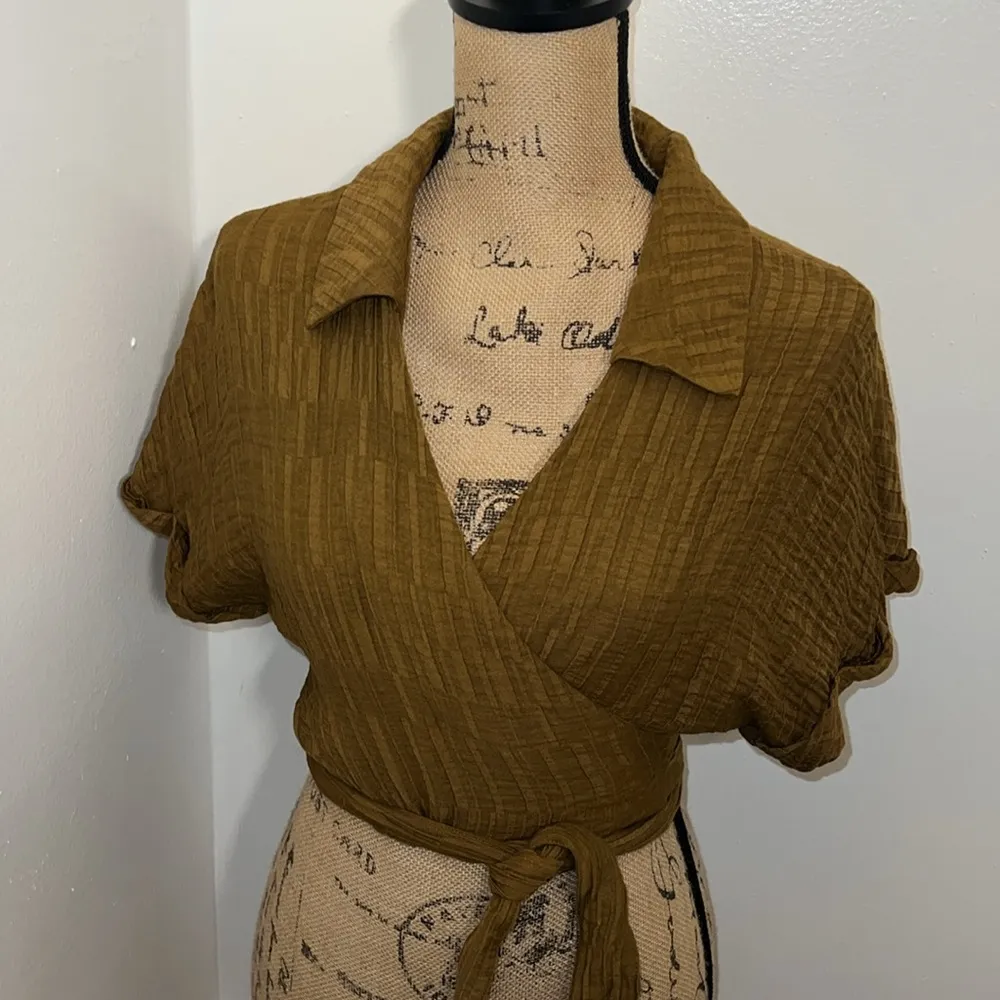 Forever 21 Textured Wrap Top Blouse - Image 2