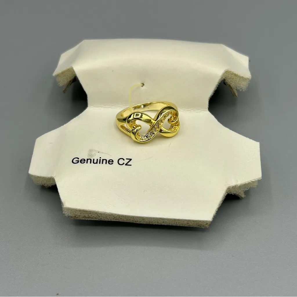 Genuine CZ Heart Ring Gold Tone Size 6.25 - Image 4
