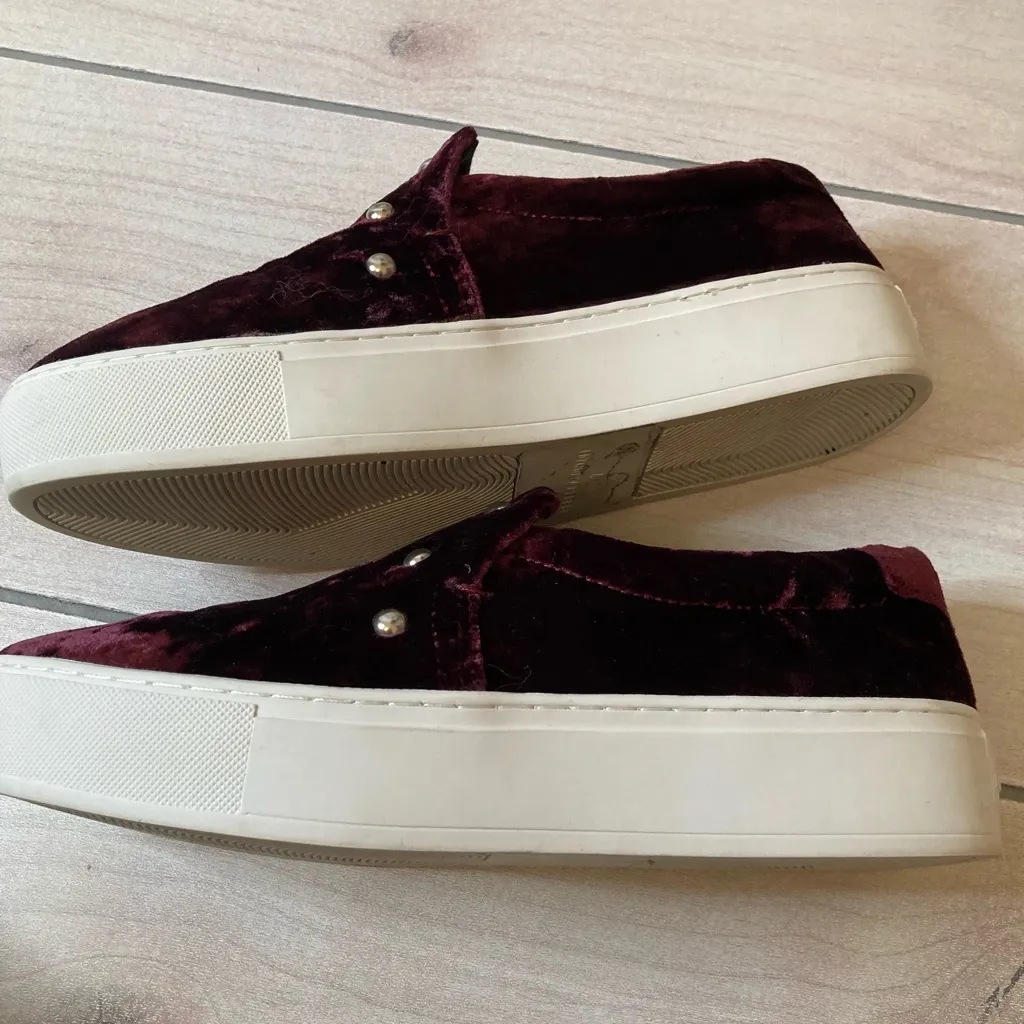 Rebecca Minkoff velvet slip on shoes. - Image 3