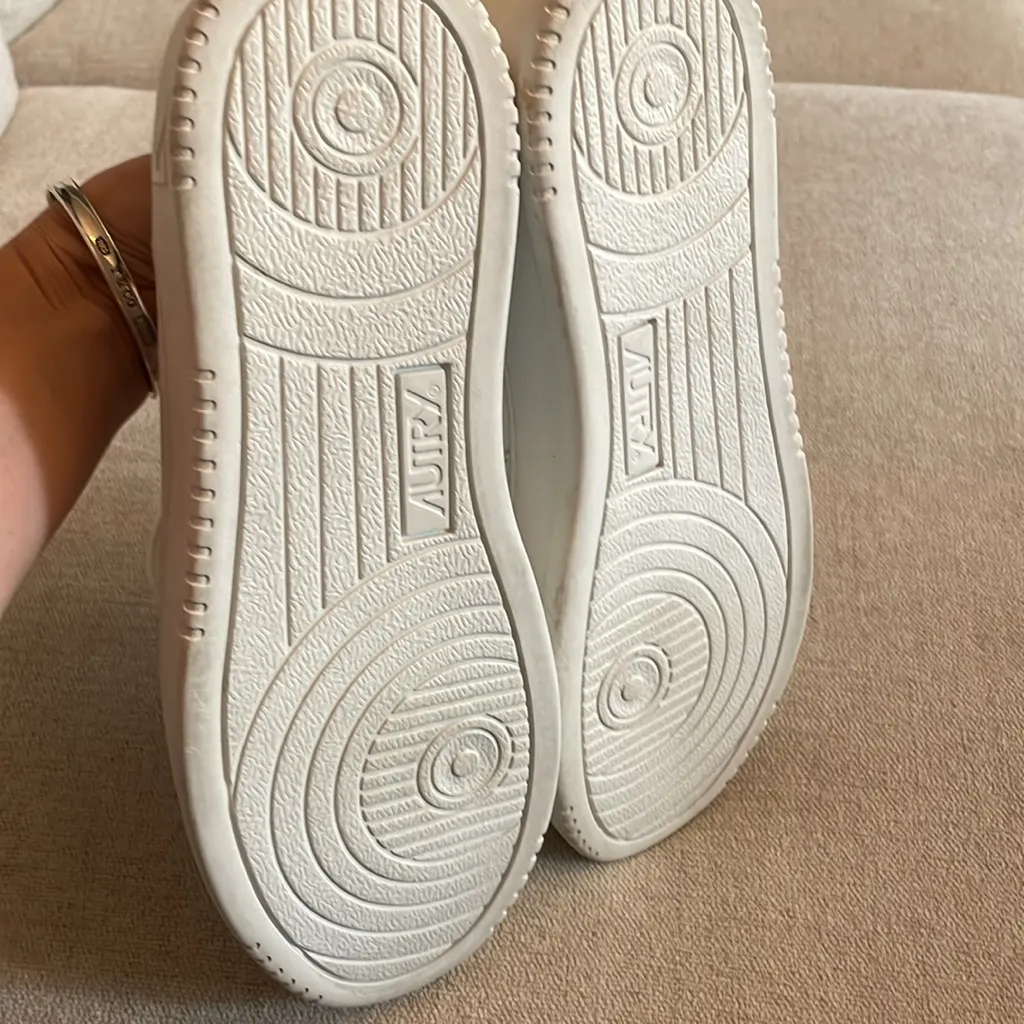 Autry Medalist Low Sneakers Napa Leather - Image 6