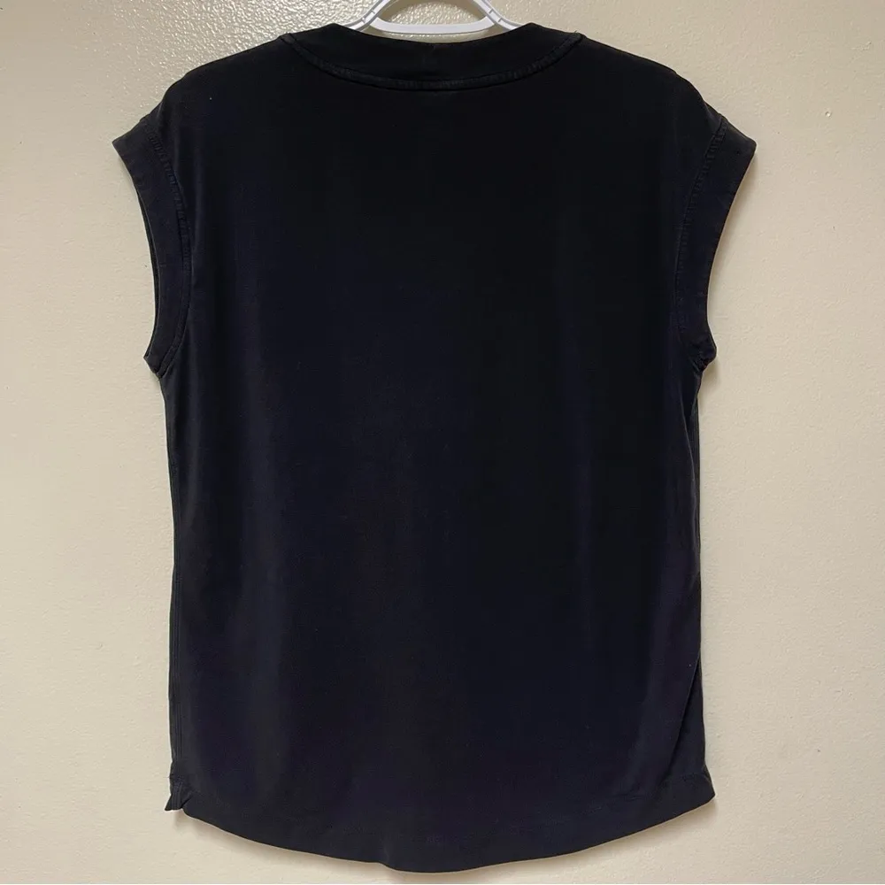 Athleta Shirt Black V-Neck Cap Sleeve Yoga Pilates Top Sz Small Soft (READ) - Image 2