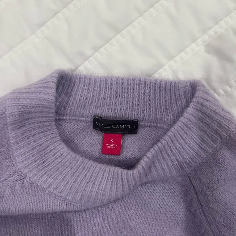 VINCE CAMUTO SWEATER!! - Image 2