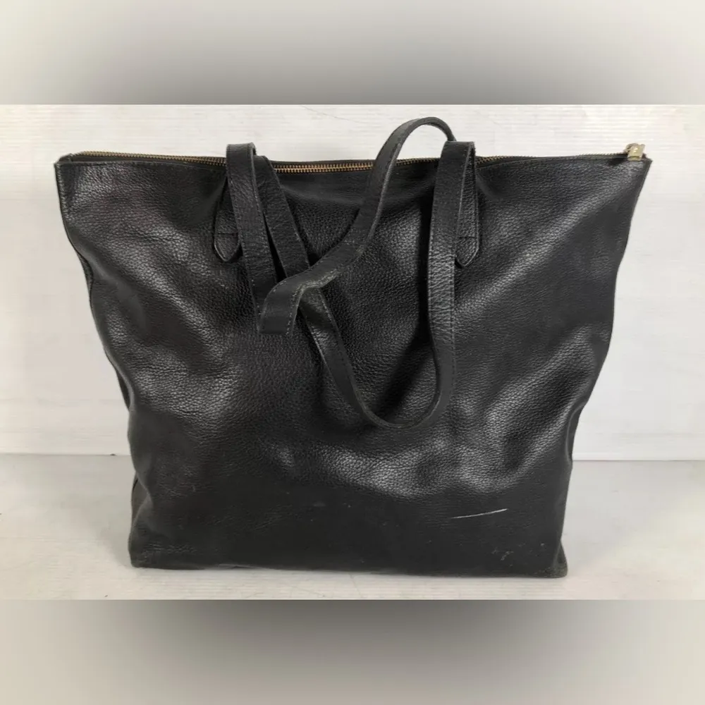 Cuyana  Pebbled Leather Leather Bag - Image 2