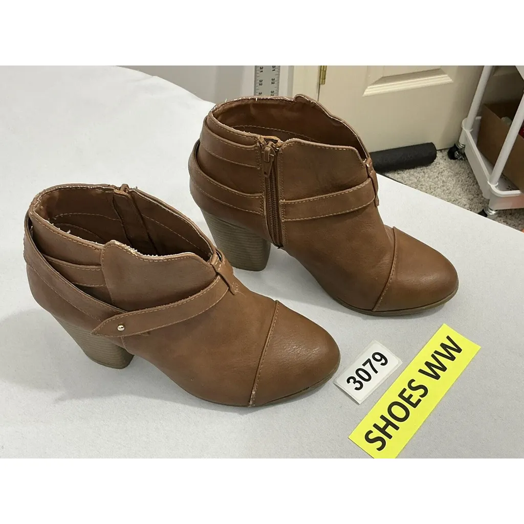 Womans LC Lauren Conrad Bon Bon Cognac Size 7.5m Strappy Zip Block Heel Booties - Image 2