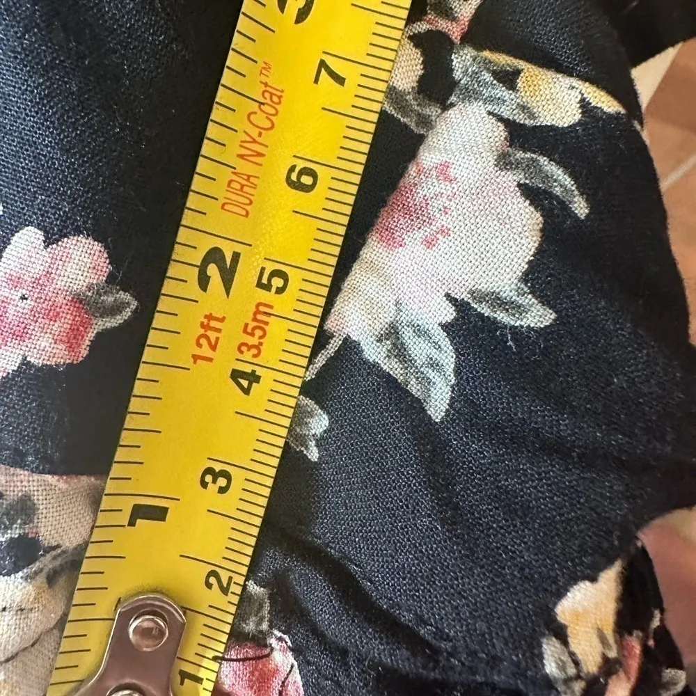 Hollister Jumpsuit Womens XS Romper Jumper Shorts Floral Halter Neck Black - Image 9