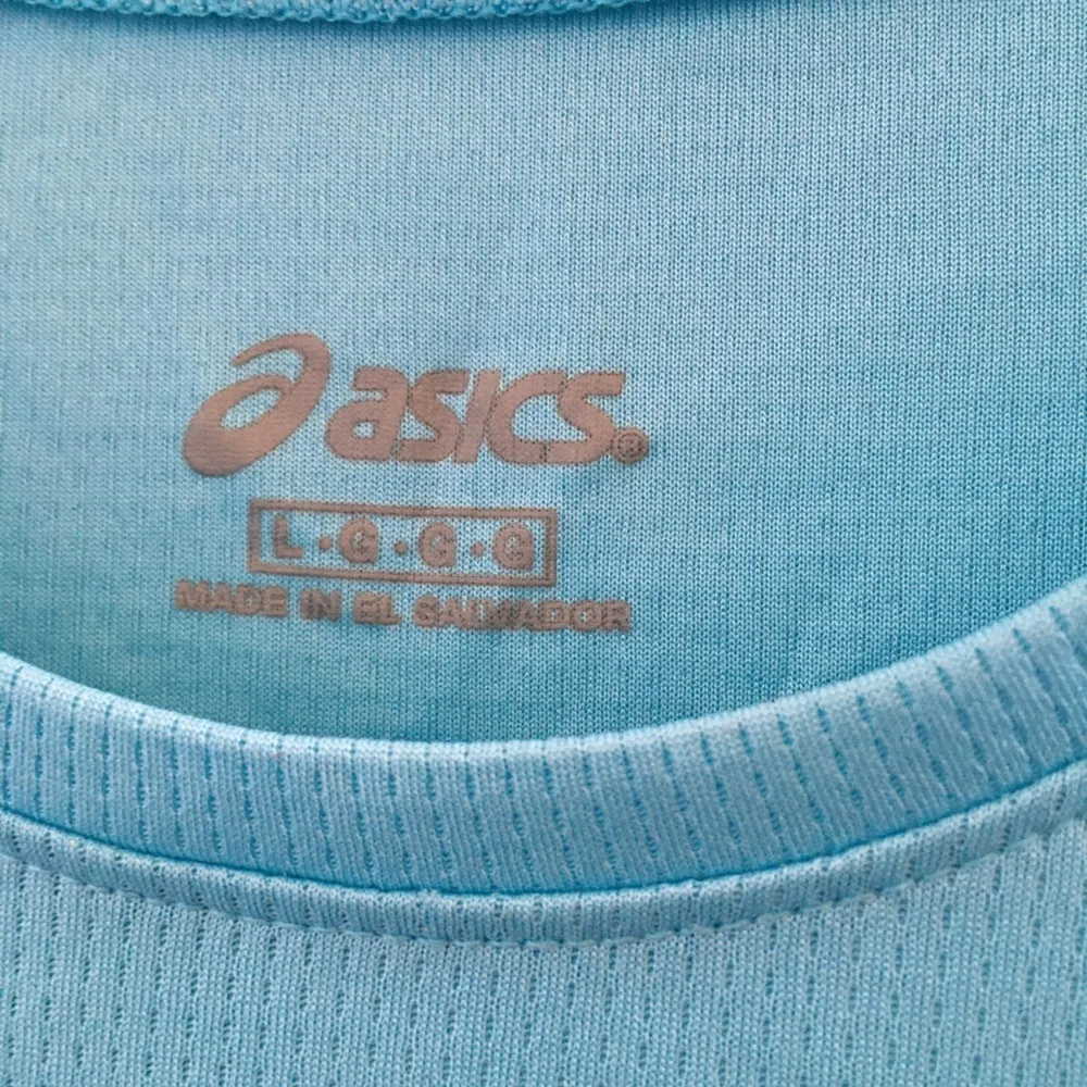 ASICS FINAL MARKDOWN LADIES  tee large - Image 3