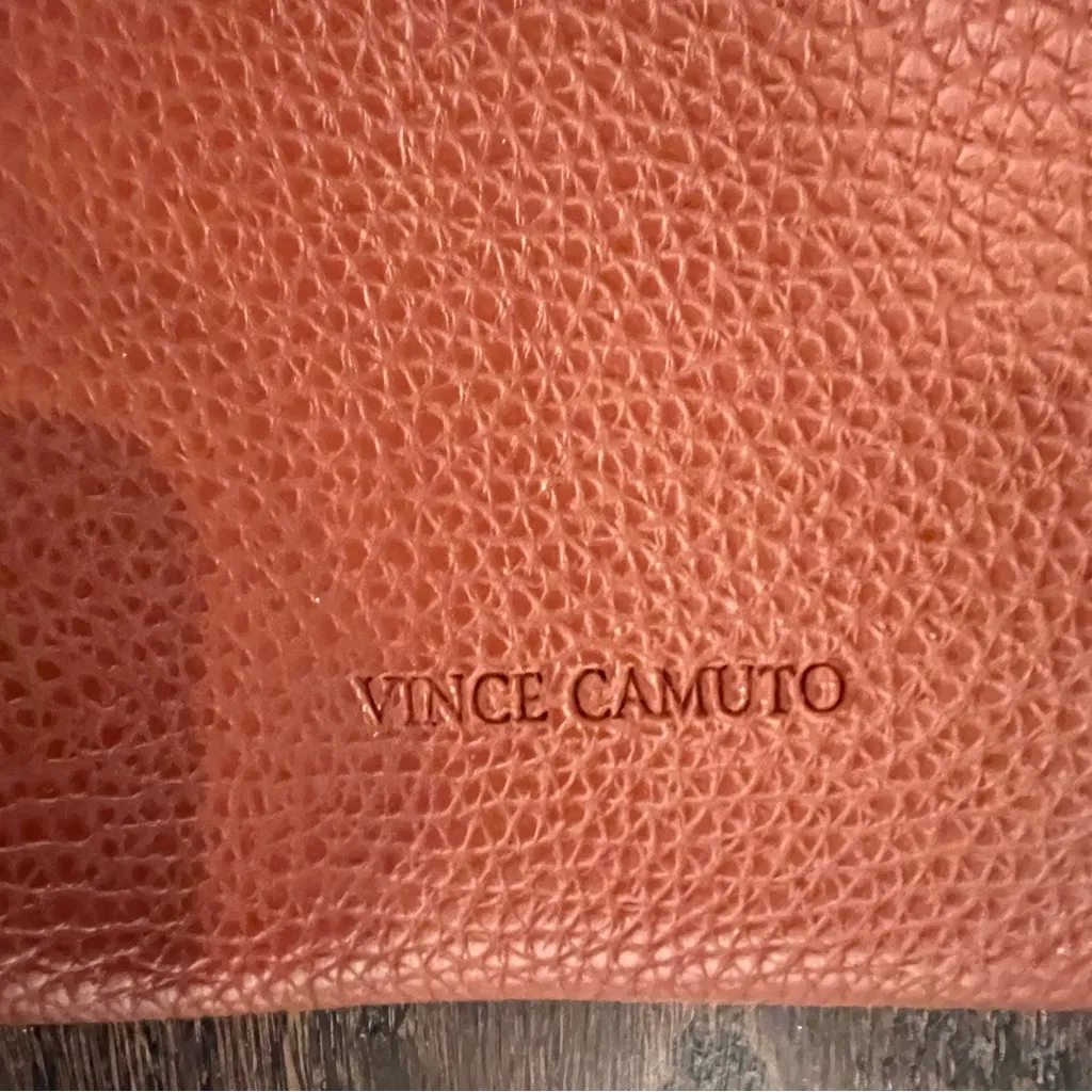 Vince Camuto Tote Vegan Leather Tan with Black Stripe NWOT - Image 7