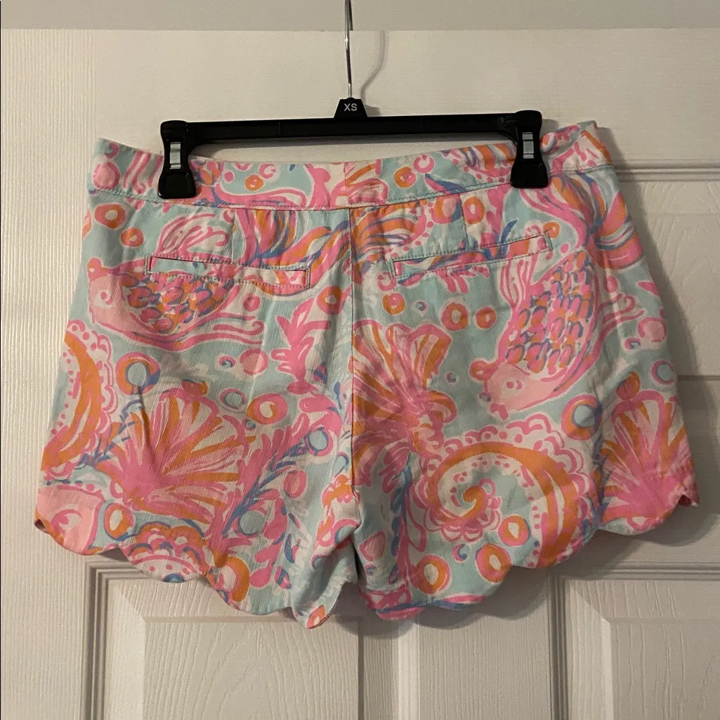 Lilly Pulitzer Pink and Orange High Waist Shorts size 4 excellent condition - Image 3