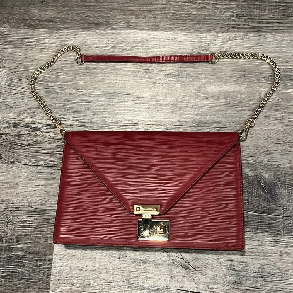Rebecca Minkoff Burgundy textured leather Paris Clutch with gold-tone hardware! - Image 5