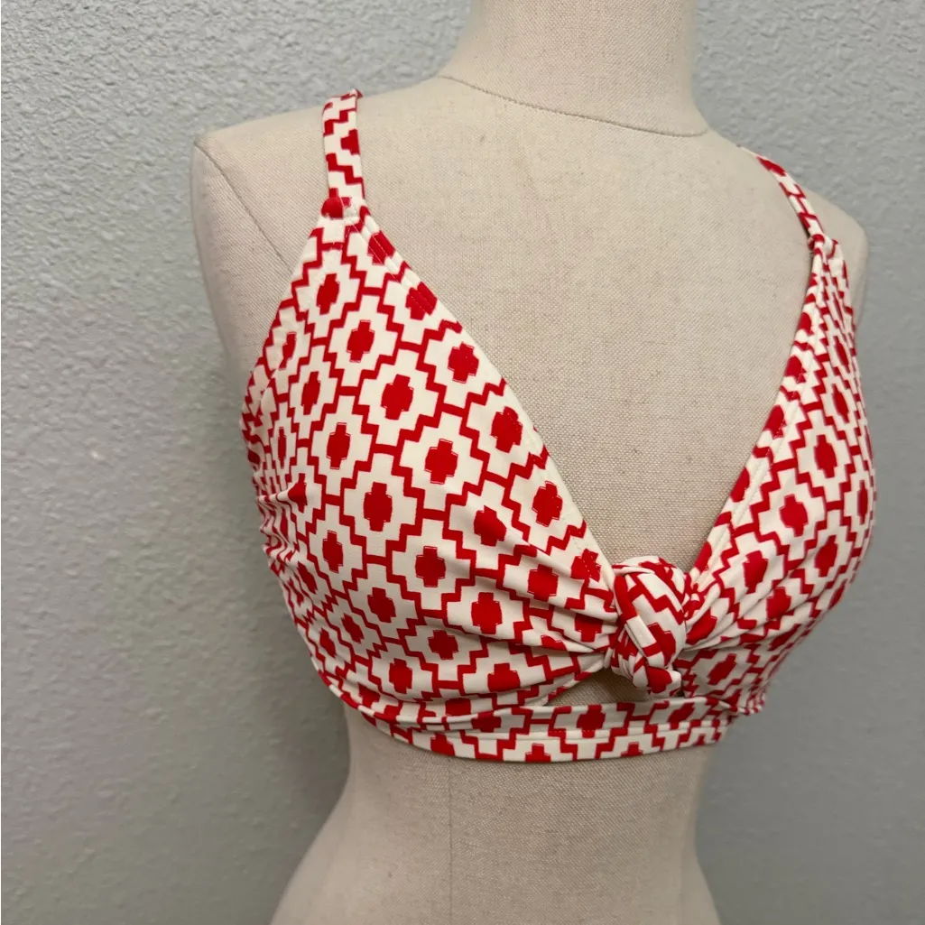 NWT Shade & Shore Underwire Knot Bikini Top in a Red & White Geo Print Size 36DD - Image 5