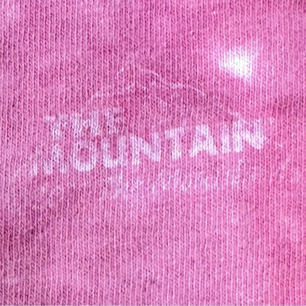 Vintage The Mountain Pink Tie Dye Cat Wooden Basket Tee T-Shirt AOP Large Kitten - Image 5