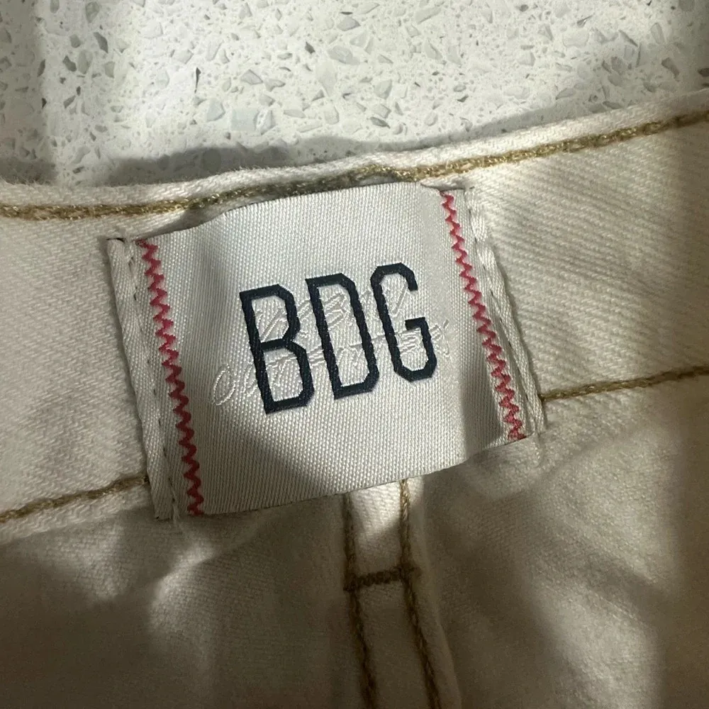 Urban Outfitters Cream BDG High-Waisted Cowboy Jean Size 26 EUC - Image 5